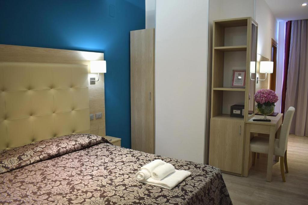Hotel Baffo Rosso Alba Adriatica Exteriér fotografie