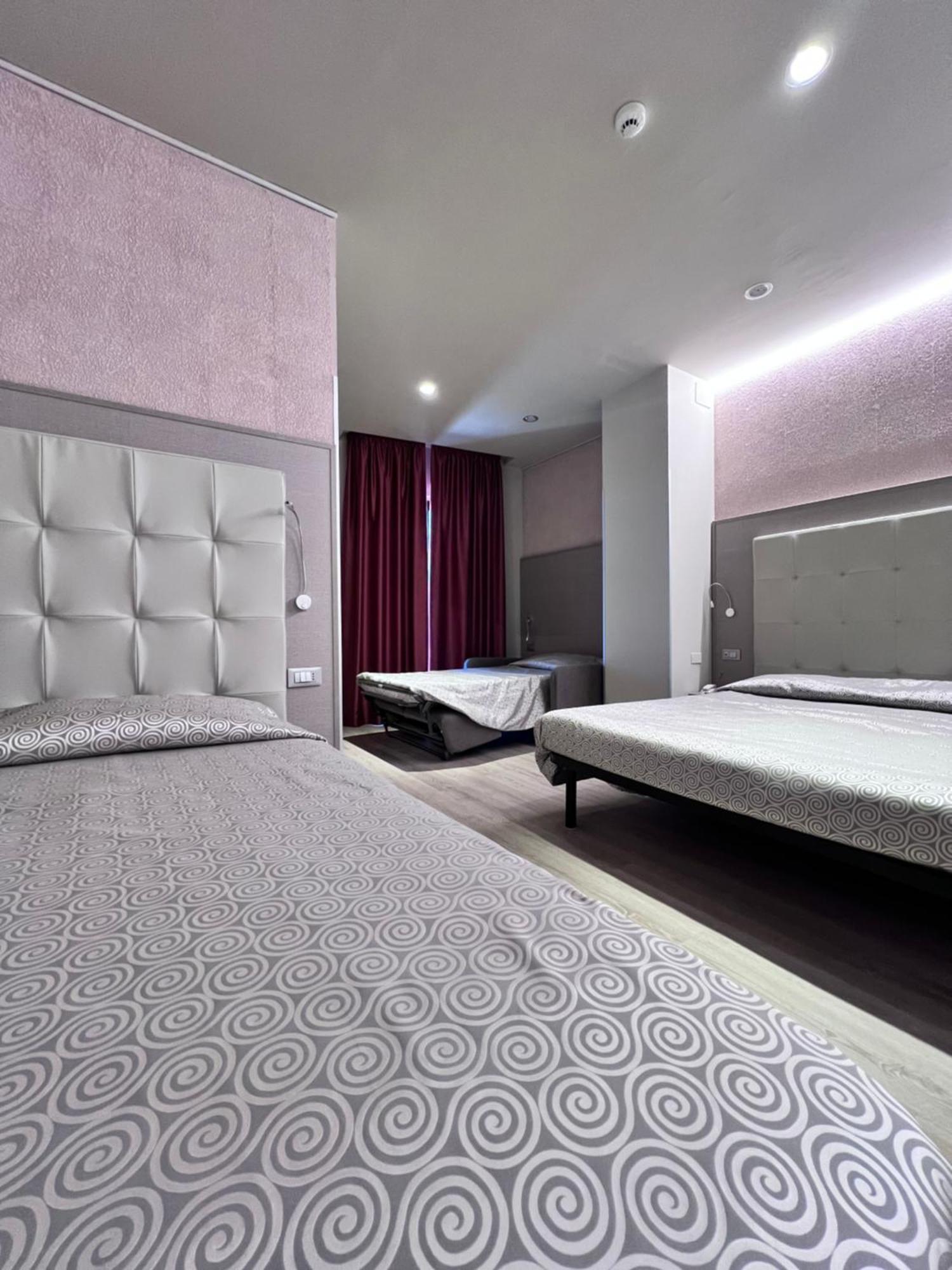 Hotel Baffo Rosso Alba Adriatica Exteriér fotografie