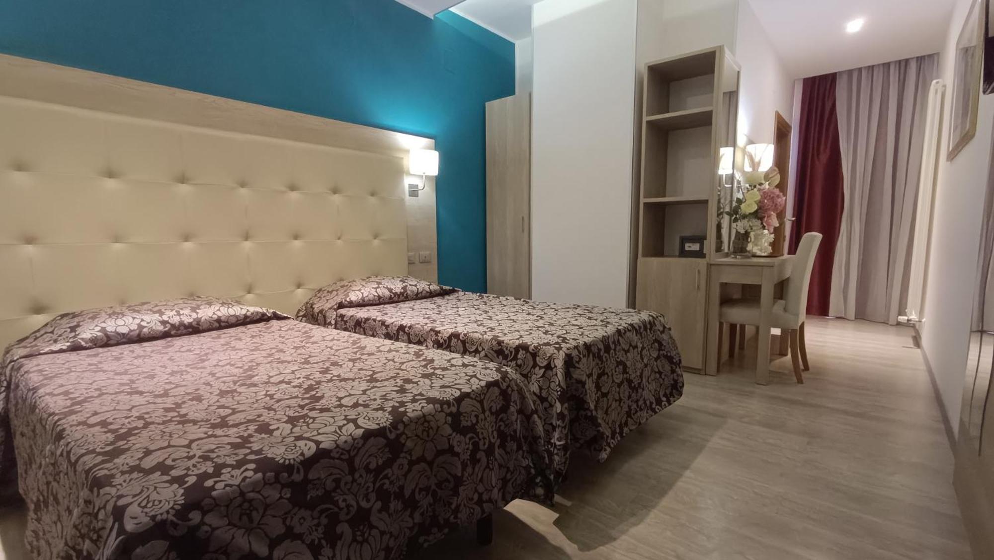 Hotel Baffo Rosso Alba Adriatica Exteriér fotografie