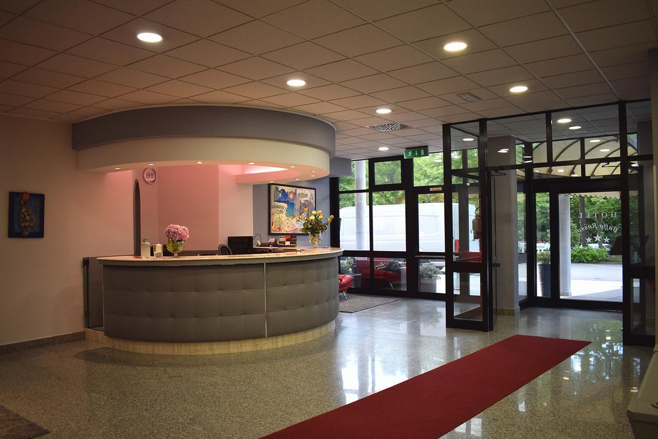 Hotel Baffo Rosso Alba Adriatica Exteriér fotografie